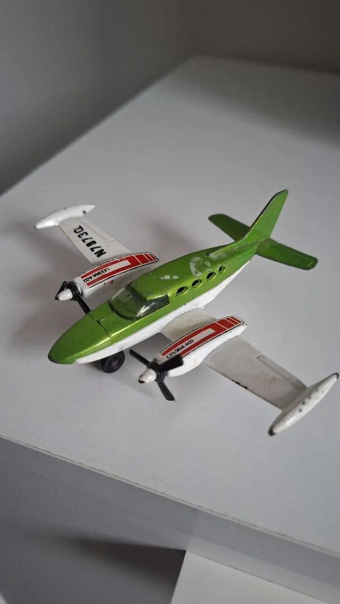 Die cast planes - Image 1