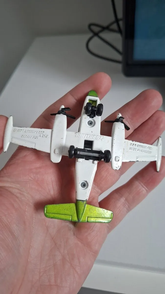 Die cast planes - Image 2