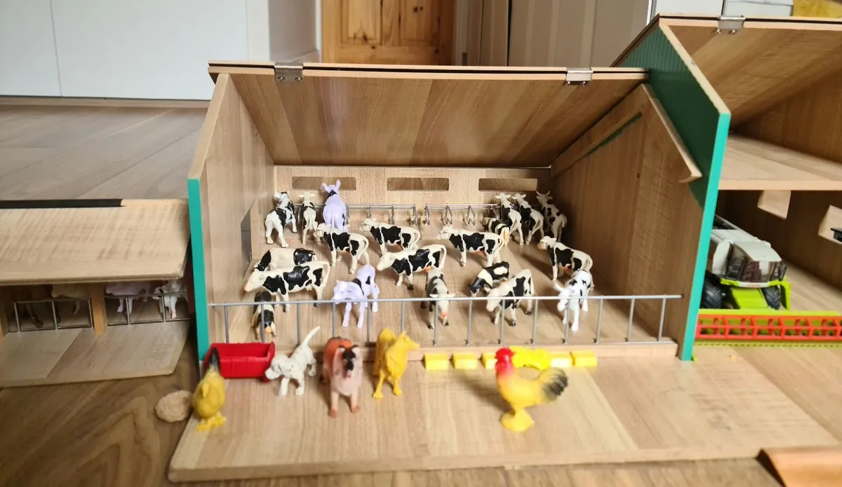 Farm Set, Tractors, Attachments, Animals, Sheds, - Image 3