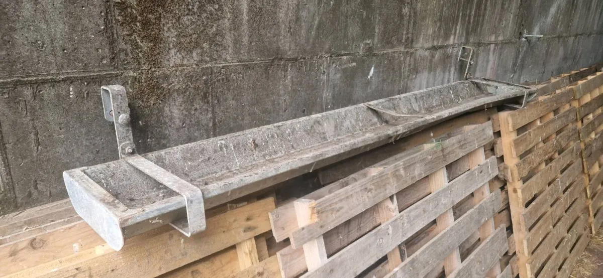 8ft hanging trough