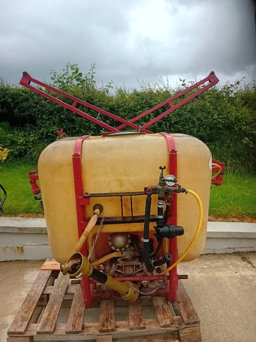 Hardi sprayer - Image 1