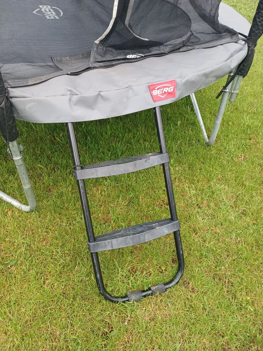 Trampoline - Image 4