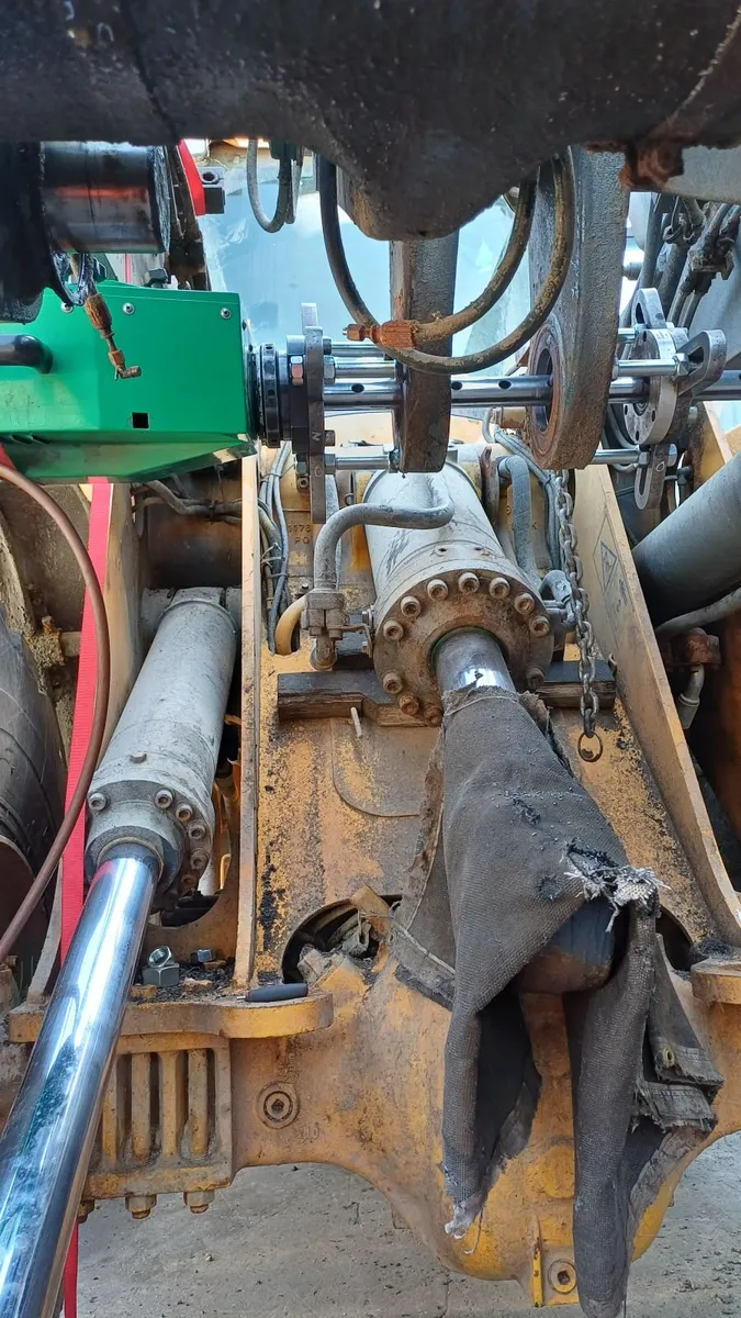 Lineboring/engineering - Image 1