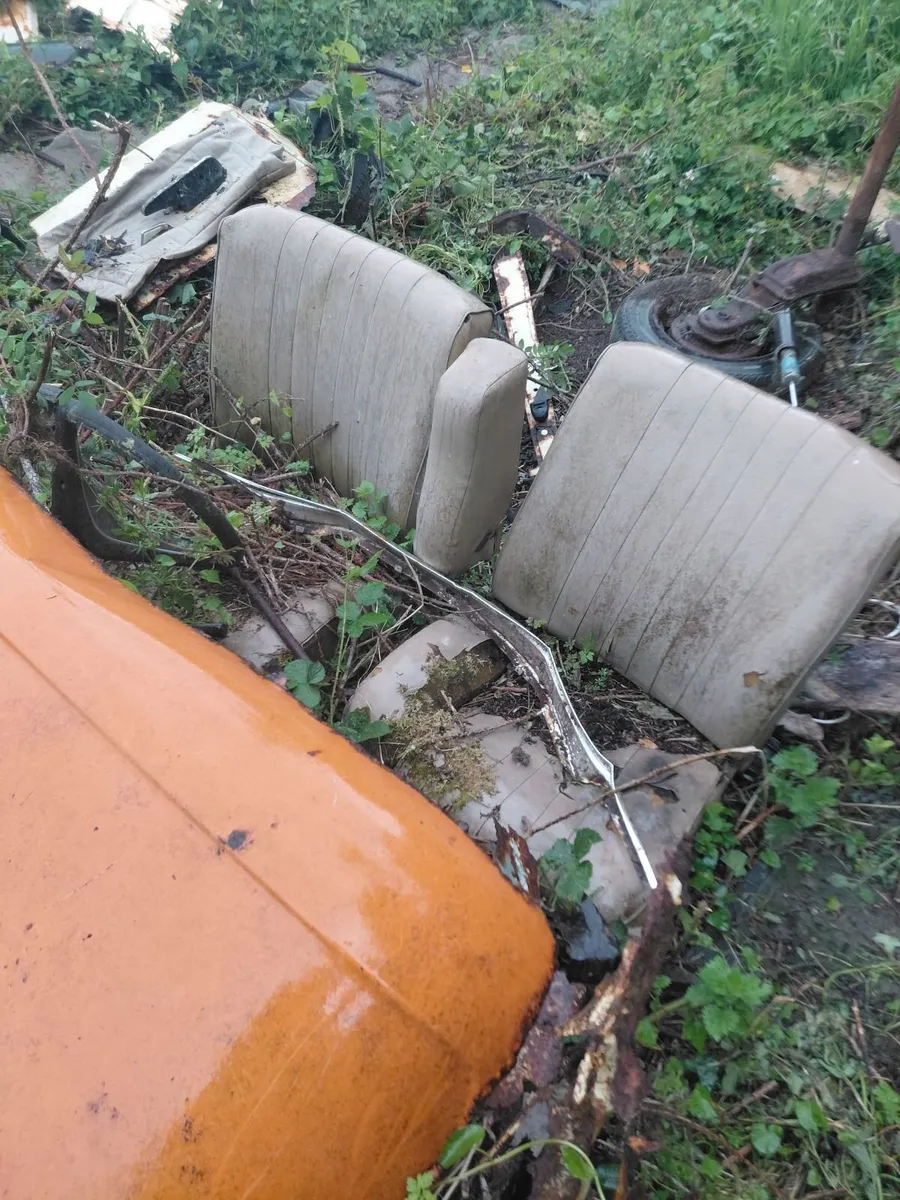 Renault 16 parts for sale - Image 4