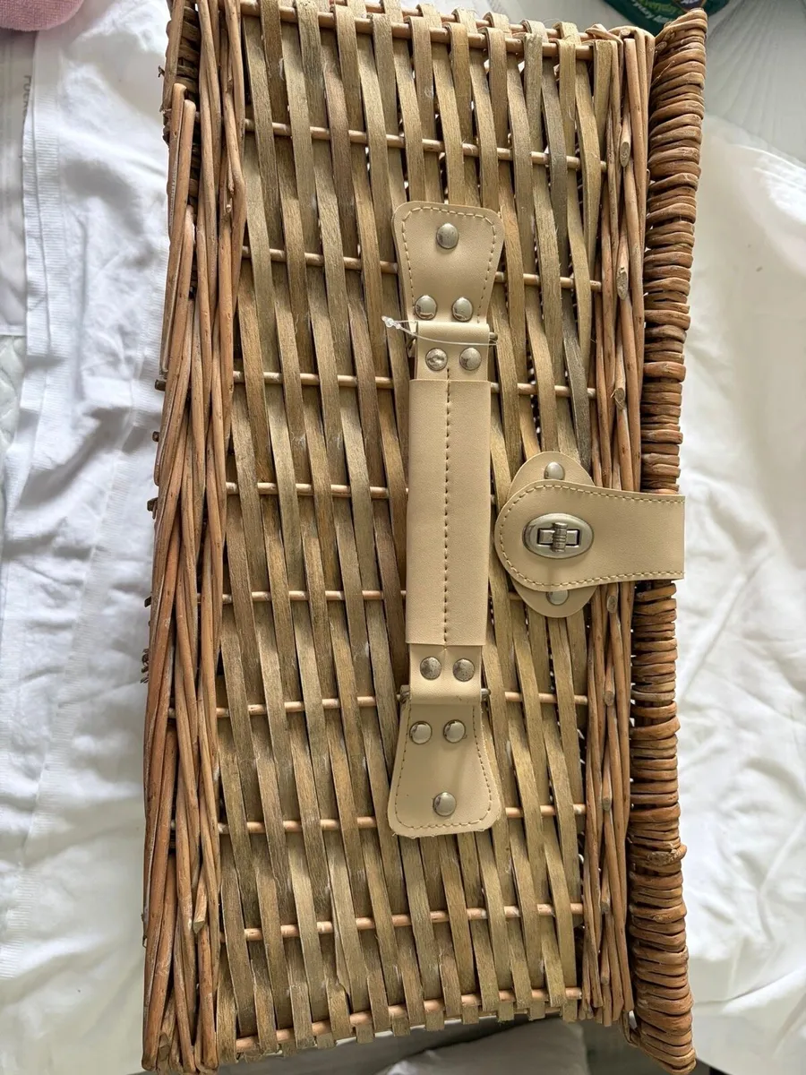 Wicker Basket - Image 3