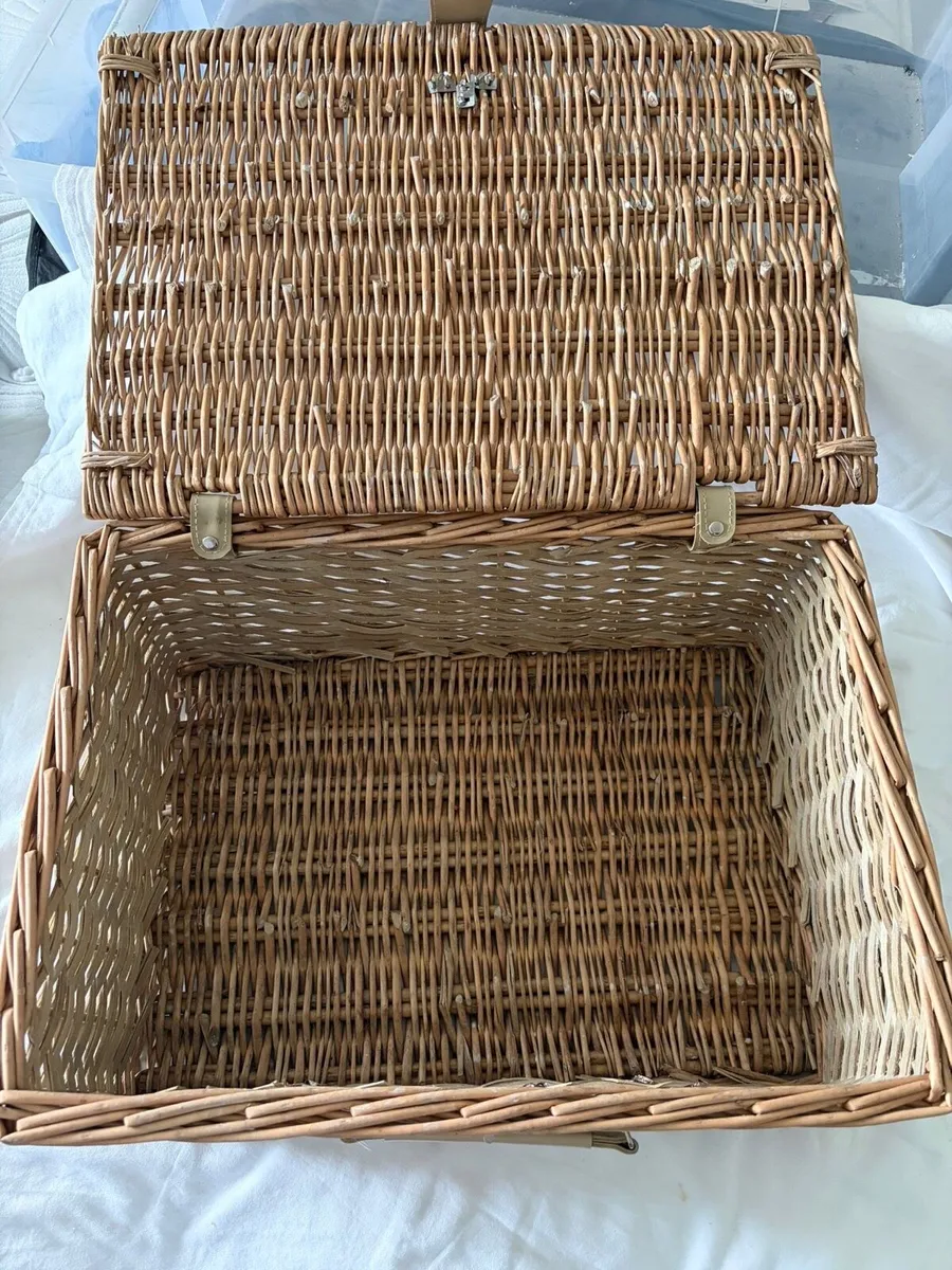 Wicker Basket - Image 2