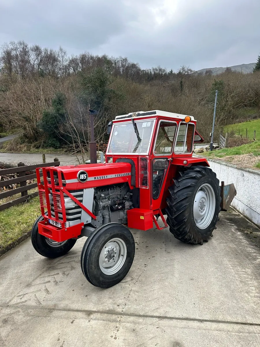 Massey Ferguson 165 - Image 1
