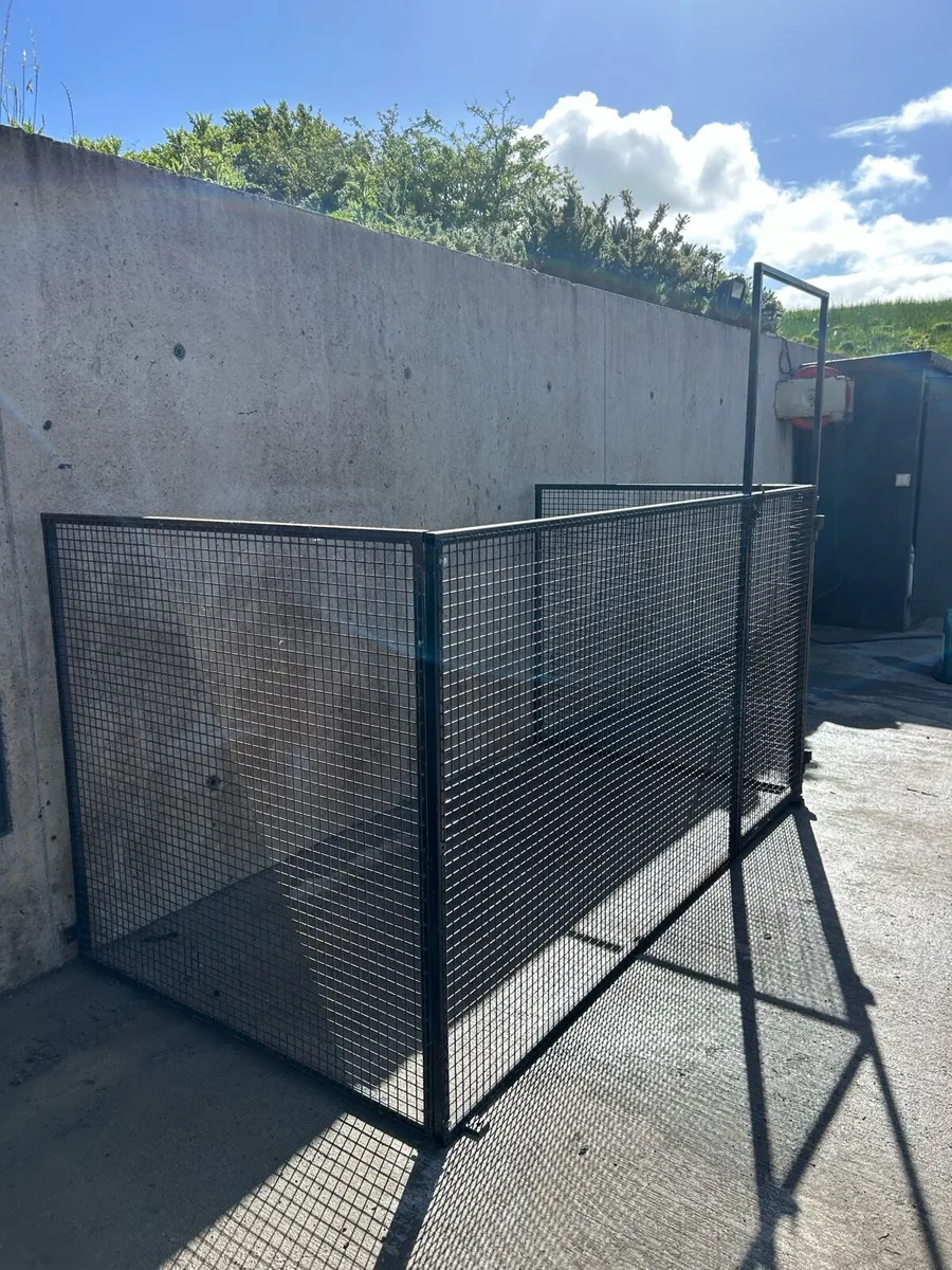 Dog kennel - Image 2