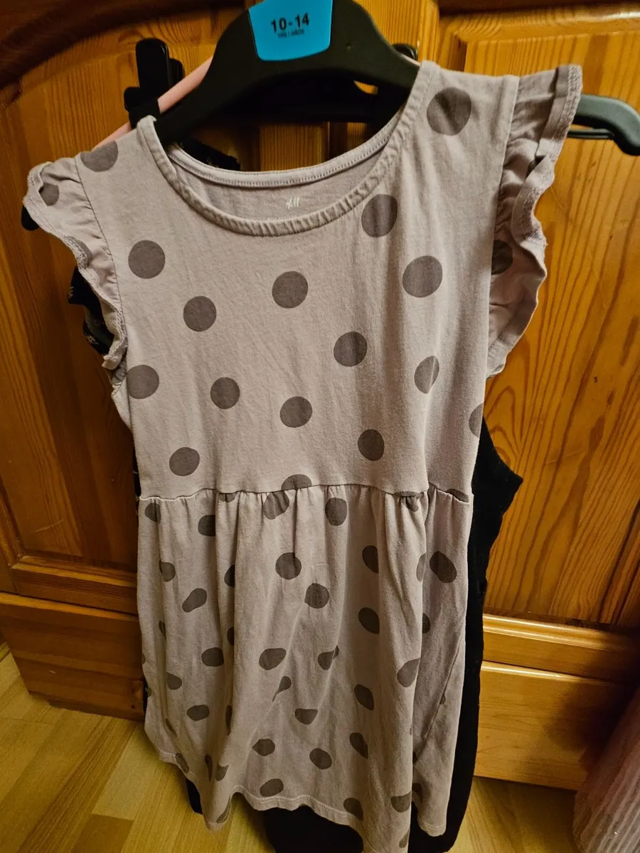 Girls dresses - Image 4