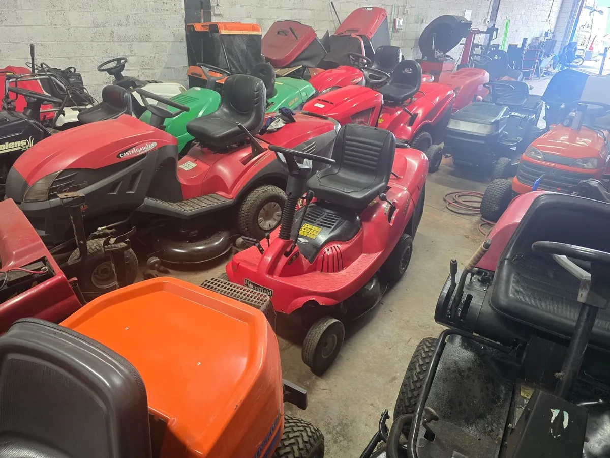 Ride on mowers all different - Image 4