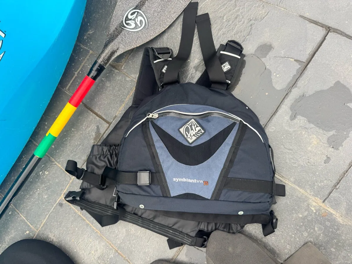 Dagger 6.2 Large Playboat Kayak - Image 2