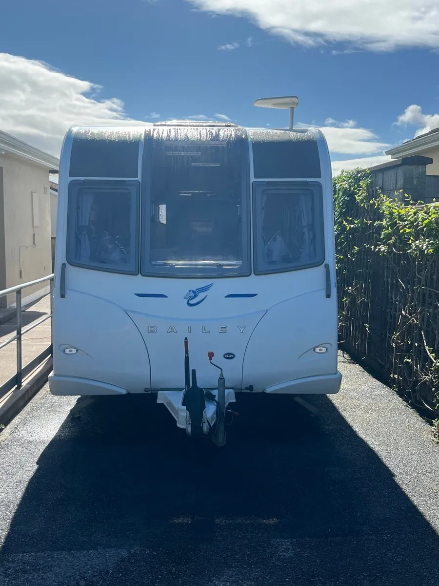 2016 Bailey Pegasus Verona - Image 1