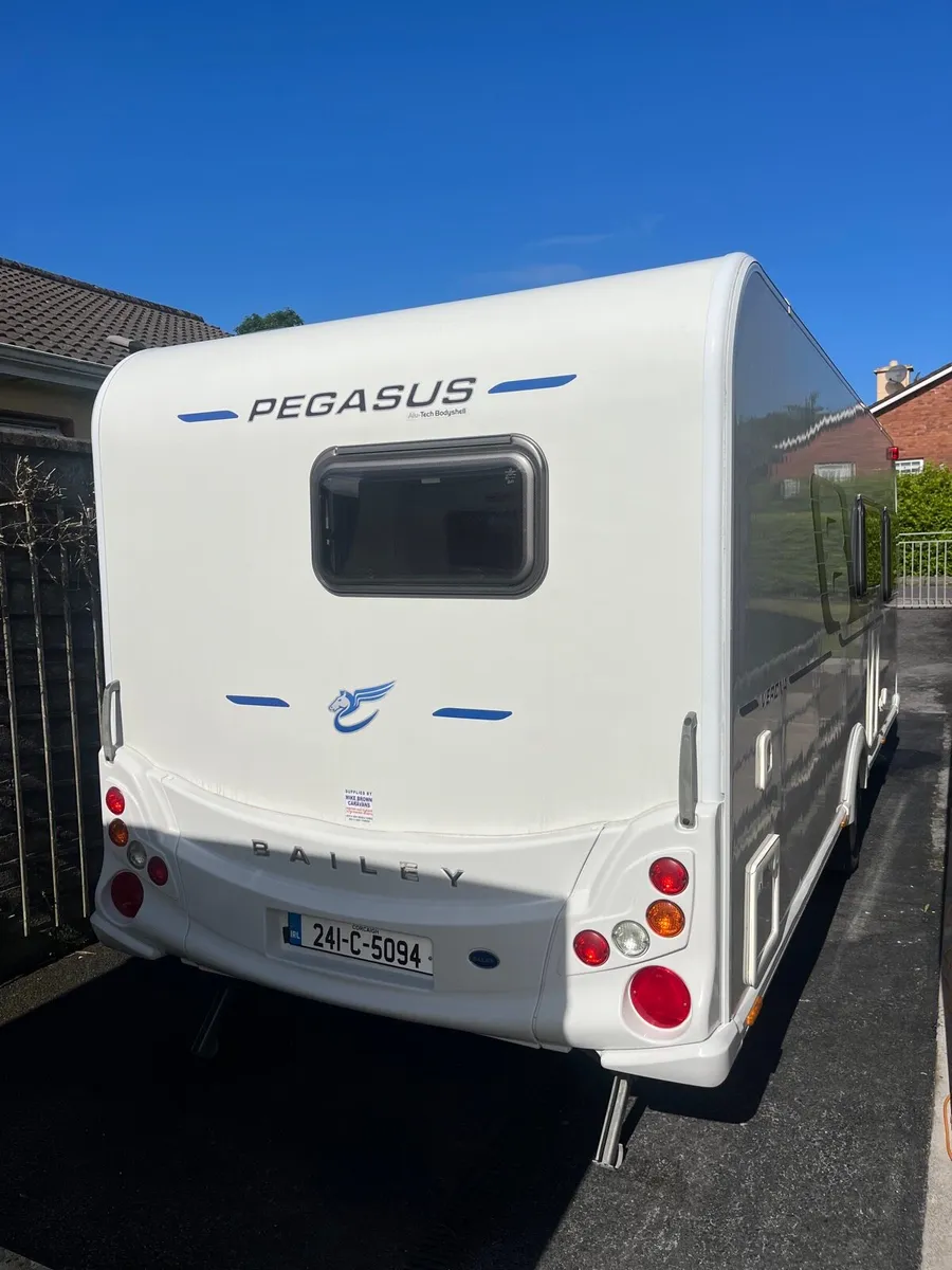 2016 Bailey Pegasus Verona - Image 3