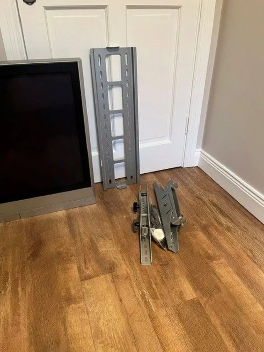 Panasonic TV & wall brackets - Image 4