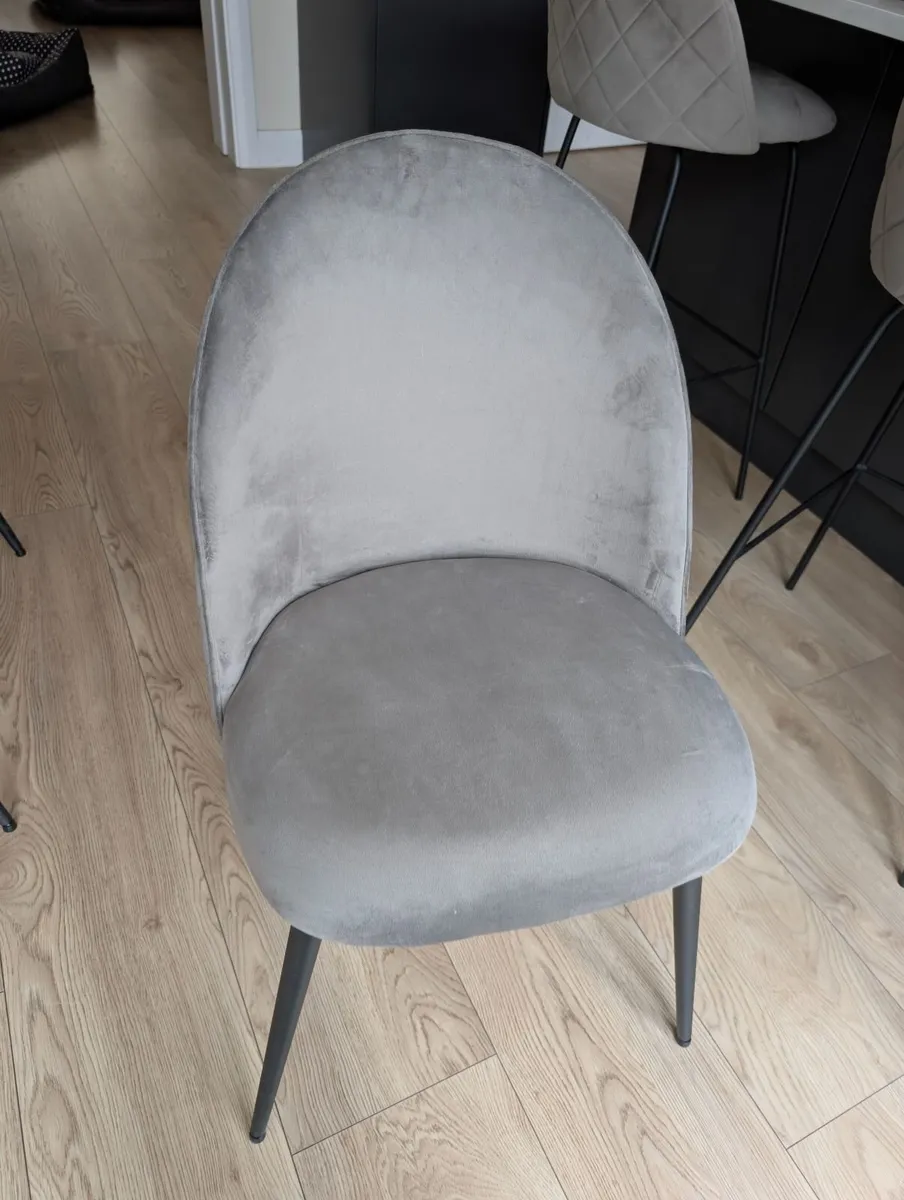 Dining Table + 4 Chairs - Image 3