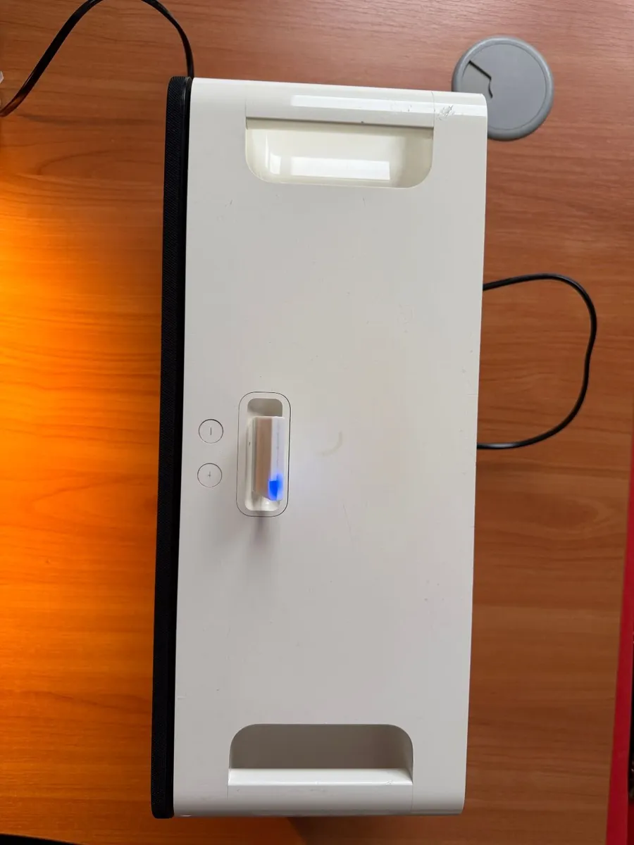 Apple iPod Hi-Fi Speaker Docking Station Model A11 - Image 2
