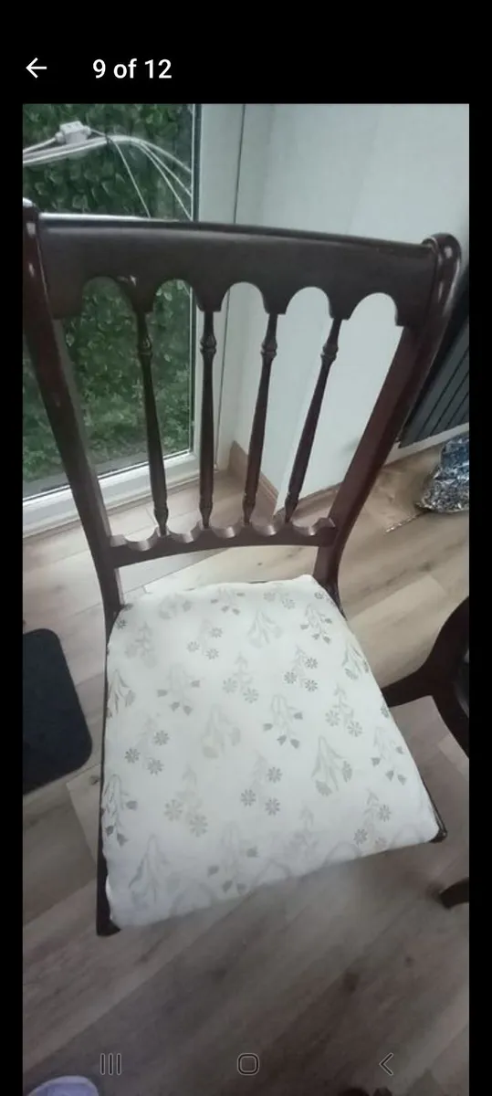 Rossmore Dining room table with chairs - Image 2