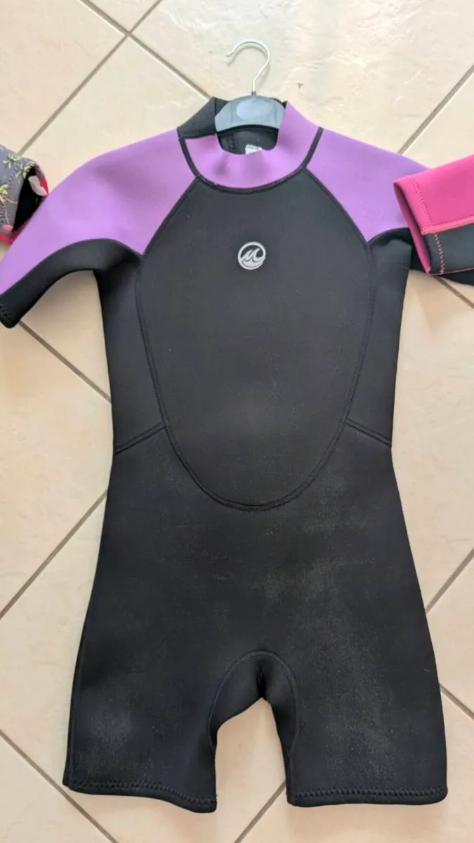 Kids wet suits - Image 3
