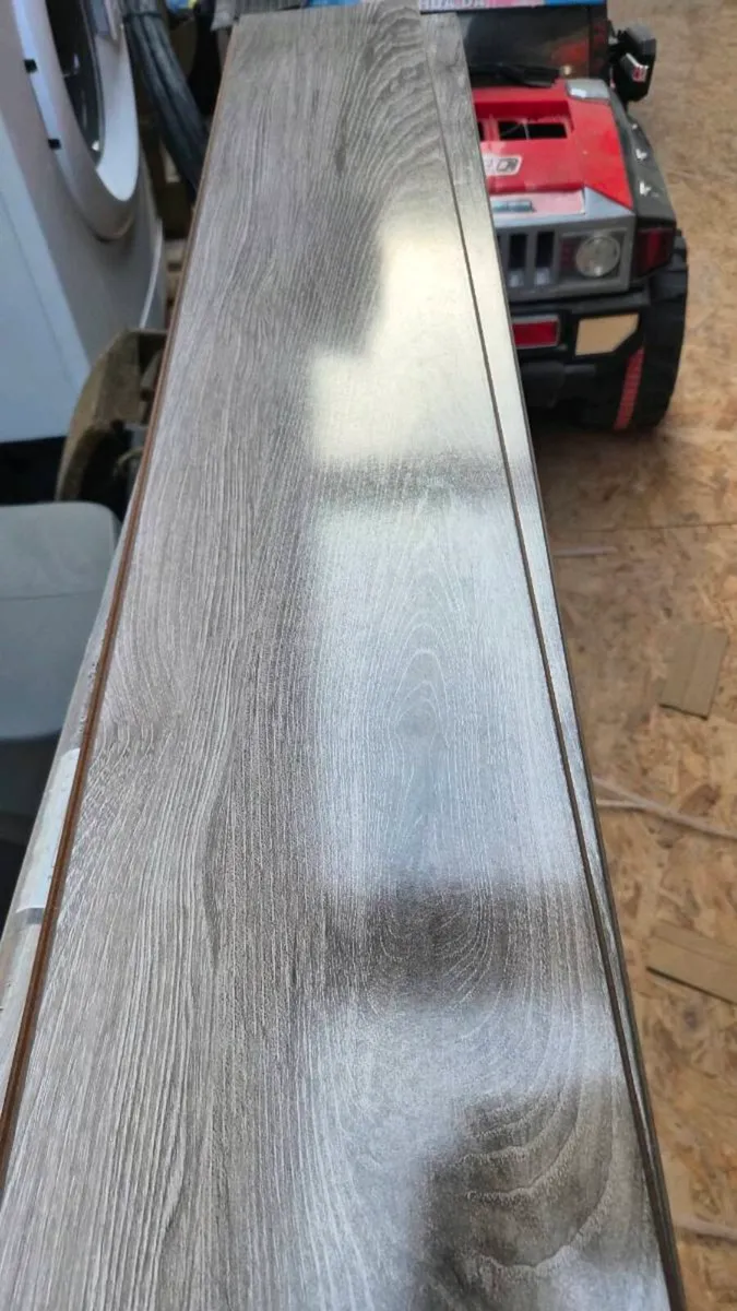 Canadia Grey Frosted Oak High Gloss Flooring - Image 3