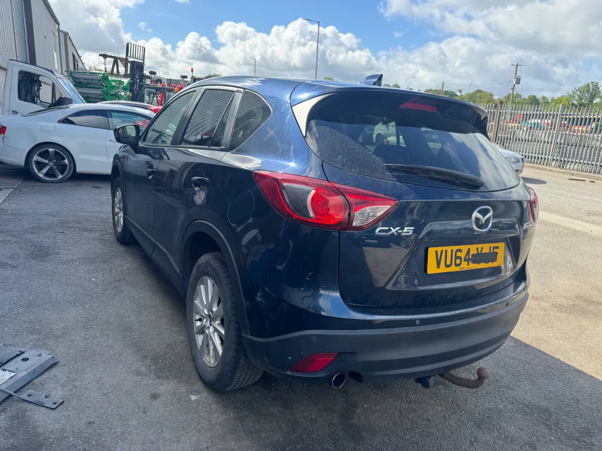 2015 Mazda CX-5 2.2D BREAKING / PARTS - Image 3