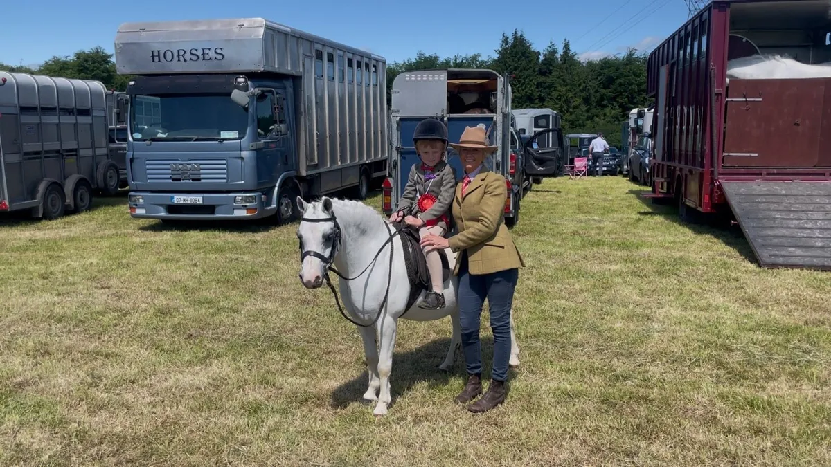 11.2 lead rein pony - Image 1