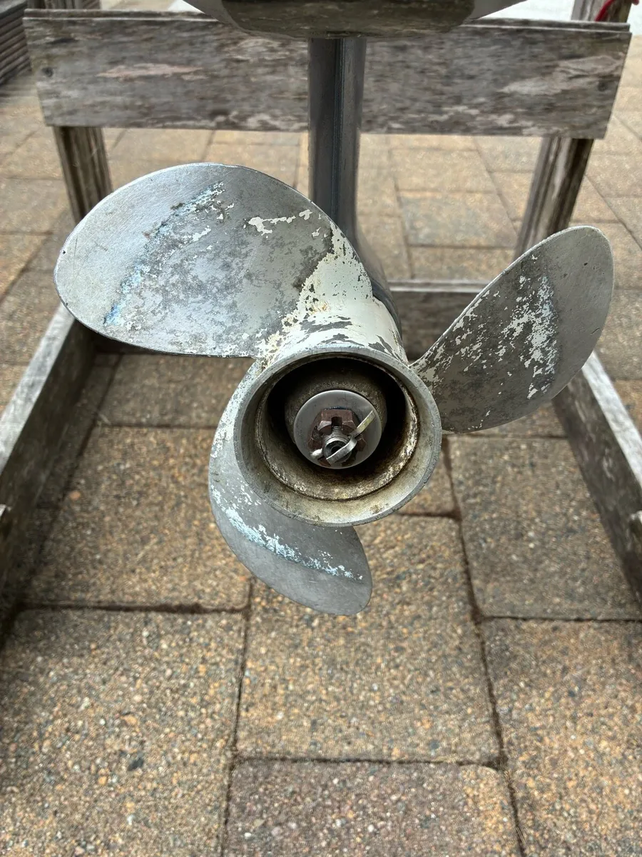 Outboard engine - Image 4