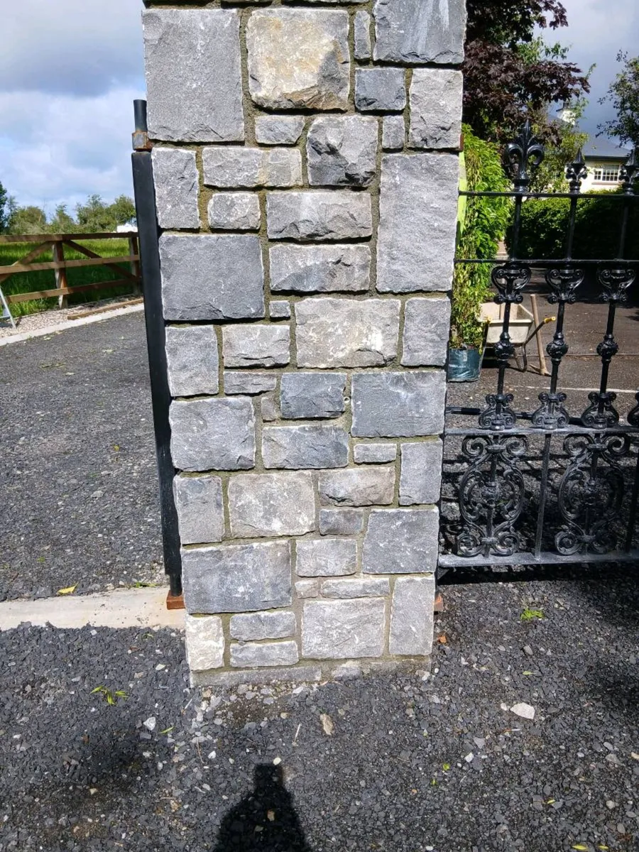 Building stone FORE SALE - Image 1