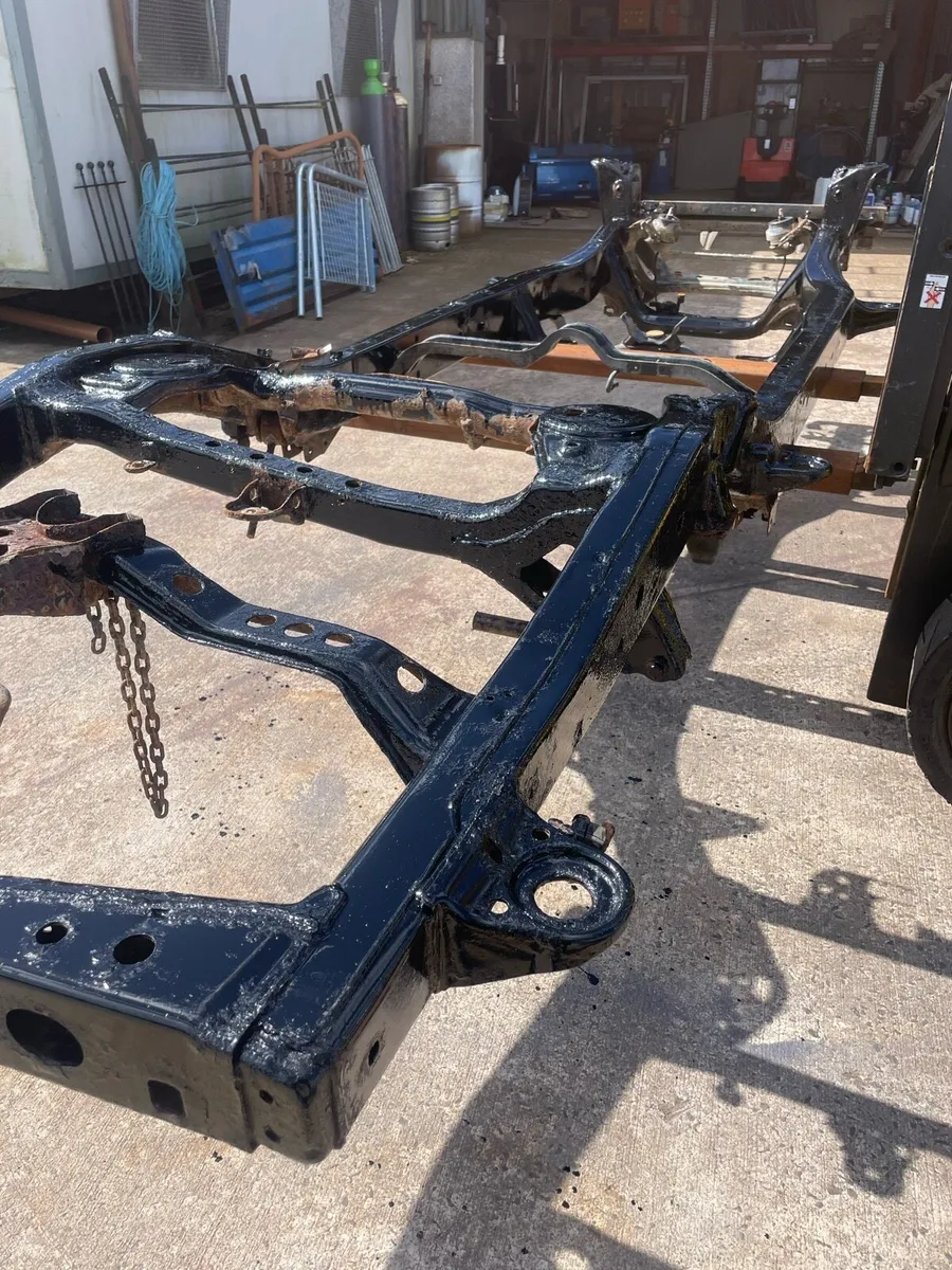 Toyota Land Cruiser chassis - Image 4