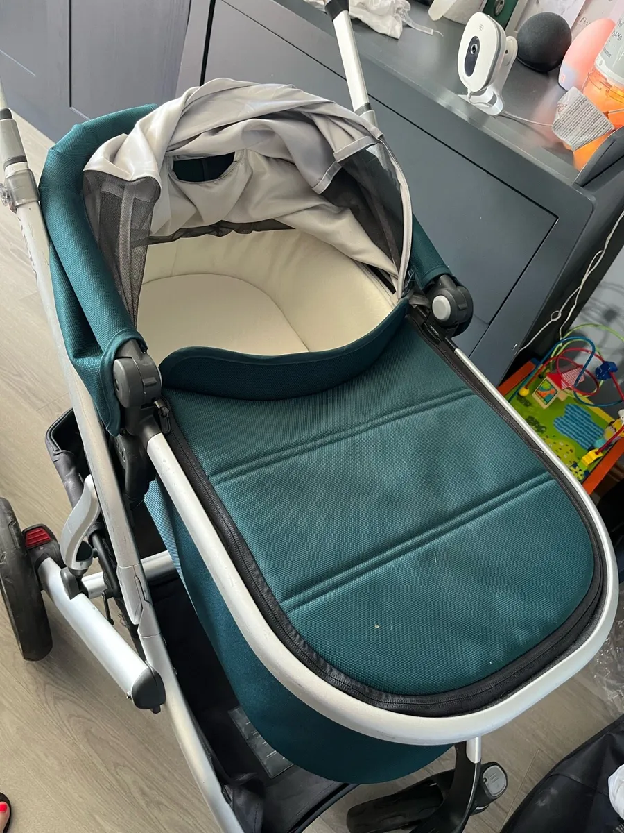 Uppababy buggy (with rumble seat for 2 kids) - Image 4