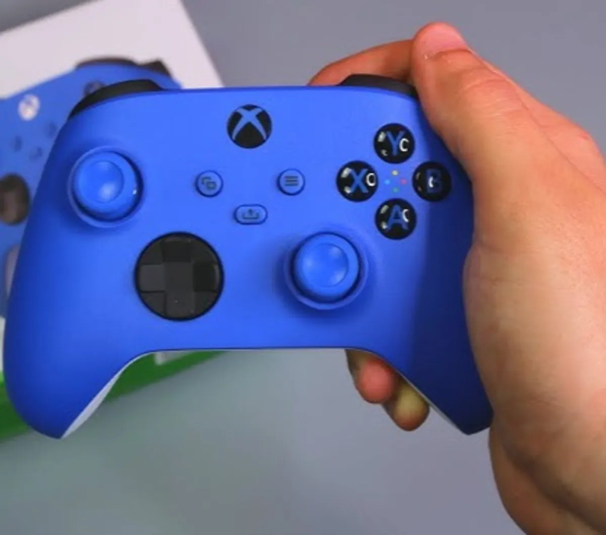 Xbox Series X,  7 games , 2 controllers - Image 3
