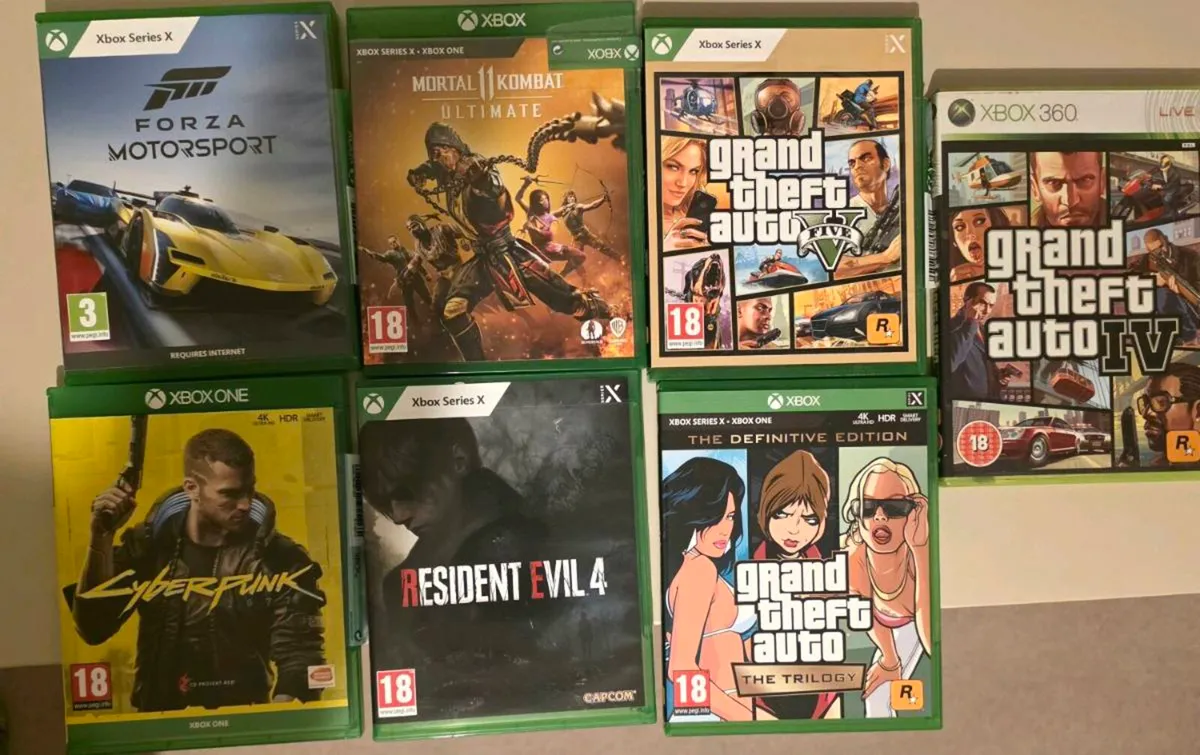 Xbox Series X,  7 games , 2 controllers - Image 2