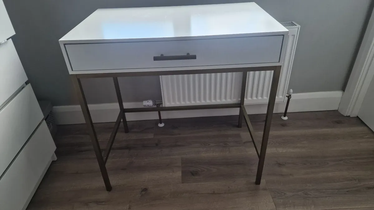 Desk - Image 1