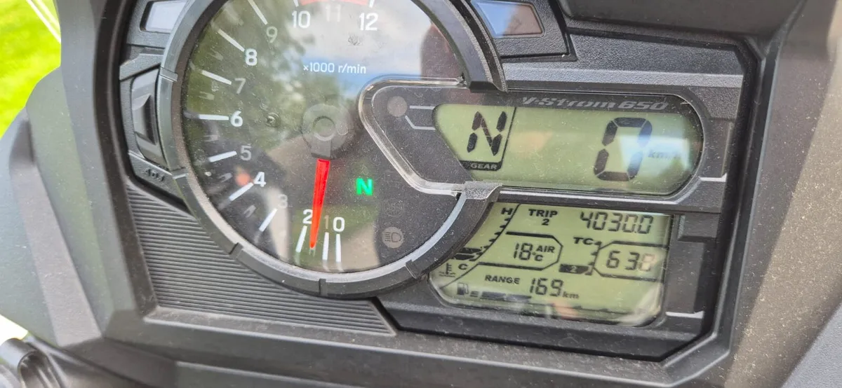 Suzuki V-Strom 650XT - Image 2
