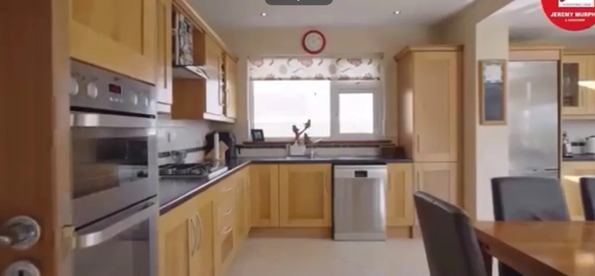 Kitchen - Image 2