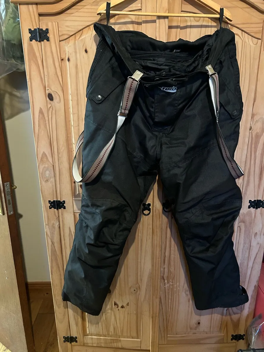 Motorcycle clothing - Image 4