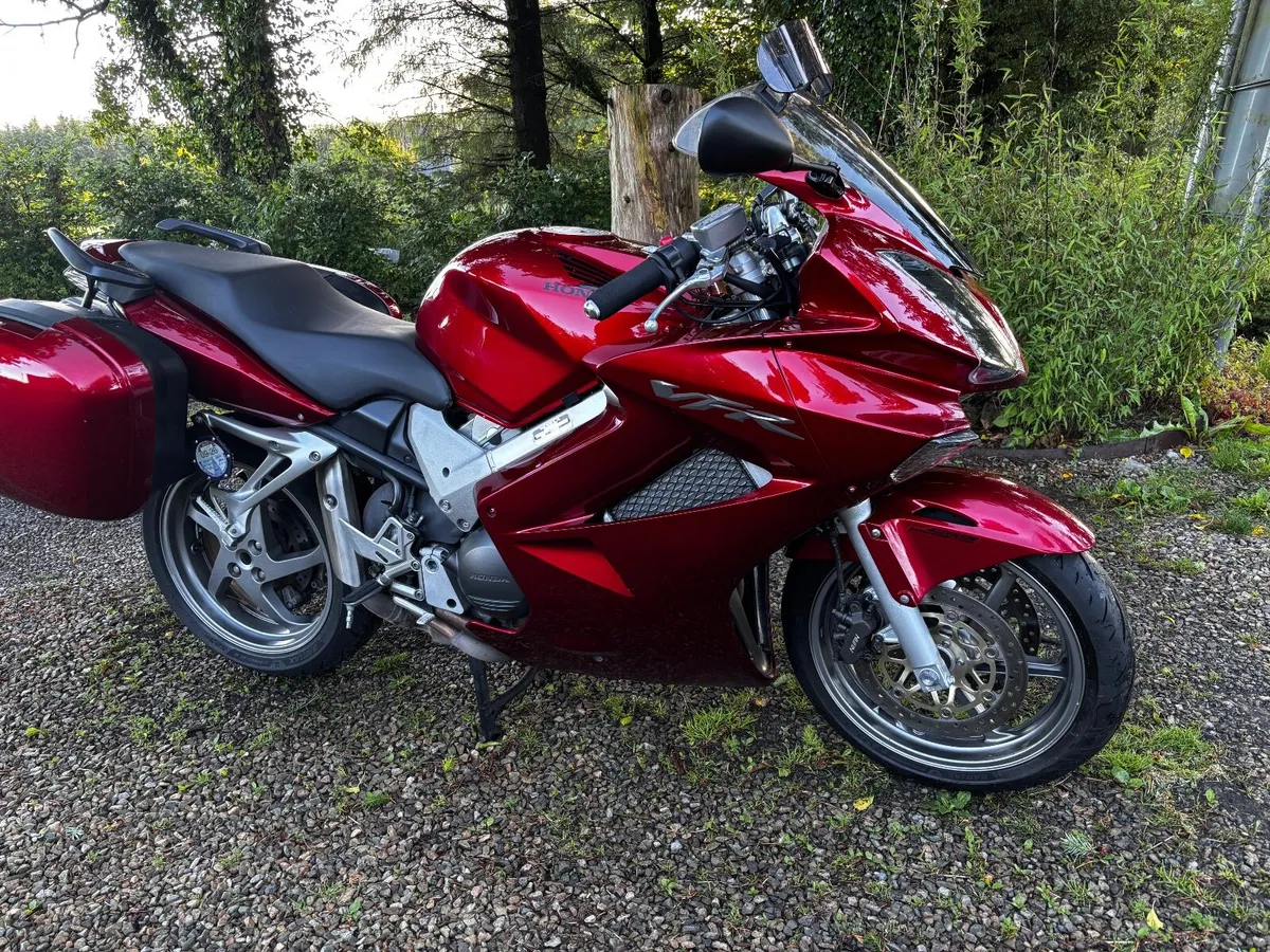 Honda VFR800 VTEC (only 40,187kms) - Image 1