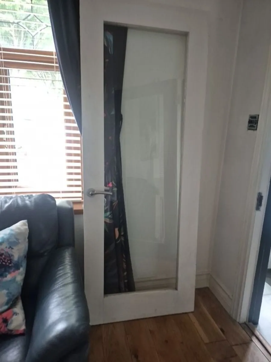 One Glass  WhiteDoor for sale in great condition - Image 1
