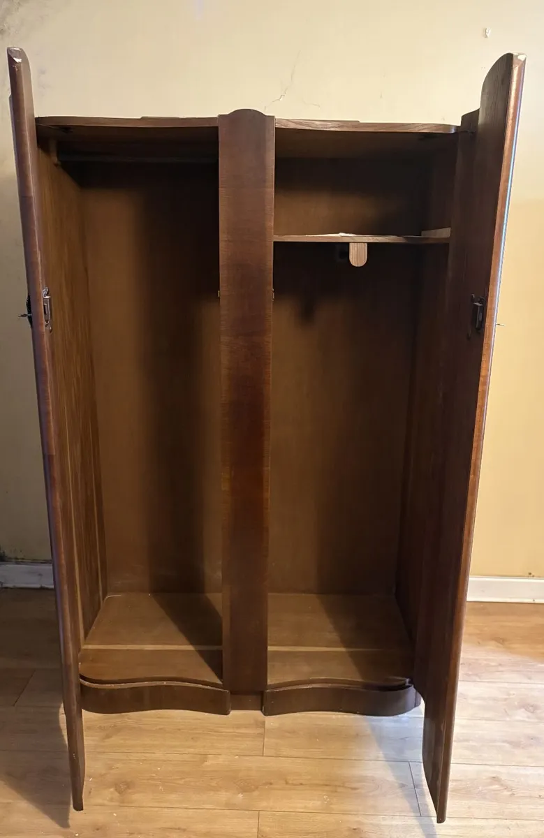 Vintage 1950s Walnut Veneer Bedroom Furniture Set - Image 3