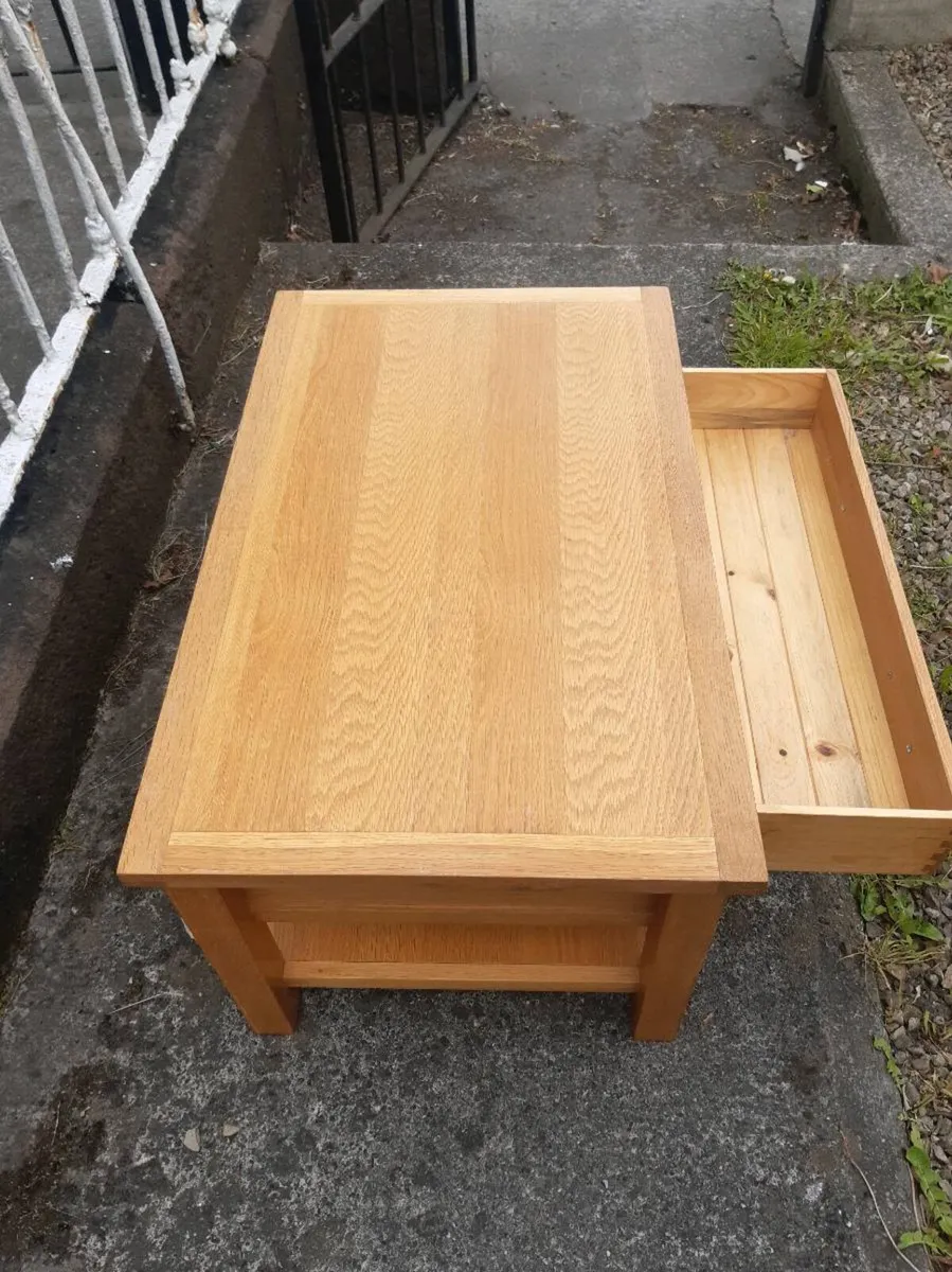 Oak coffee table - Image 2