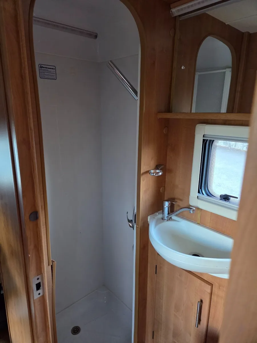 Motorhome - Image 3
