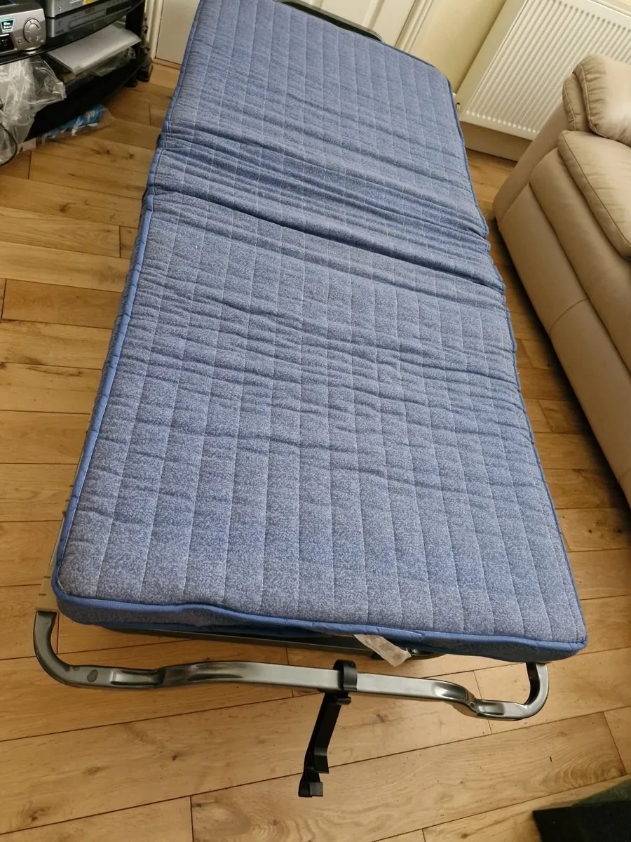 Folding bed on wheels - Image 3