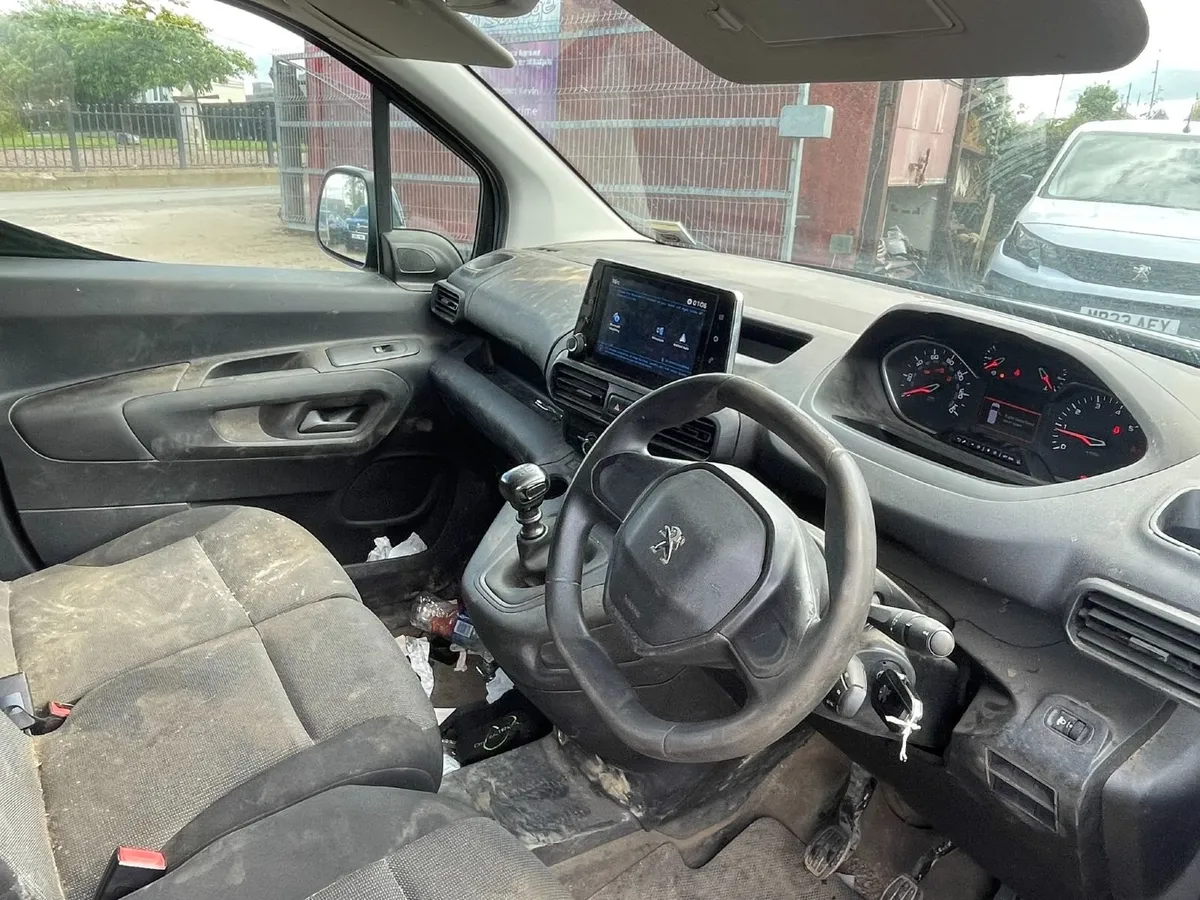 2022 PEUGEOT PARTNER 1.5 HDI - Image 3