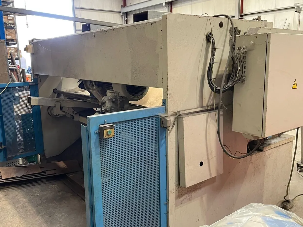 Used Hydraulic Guillotine - Image 3