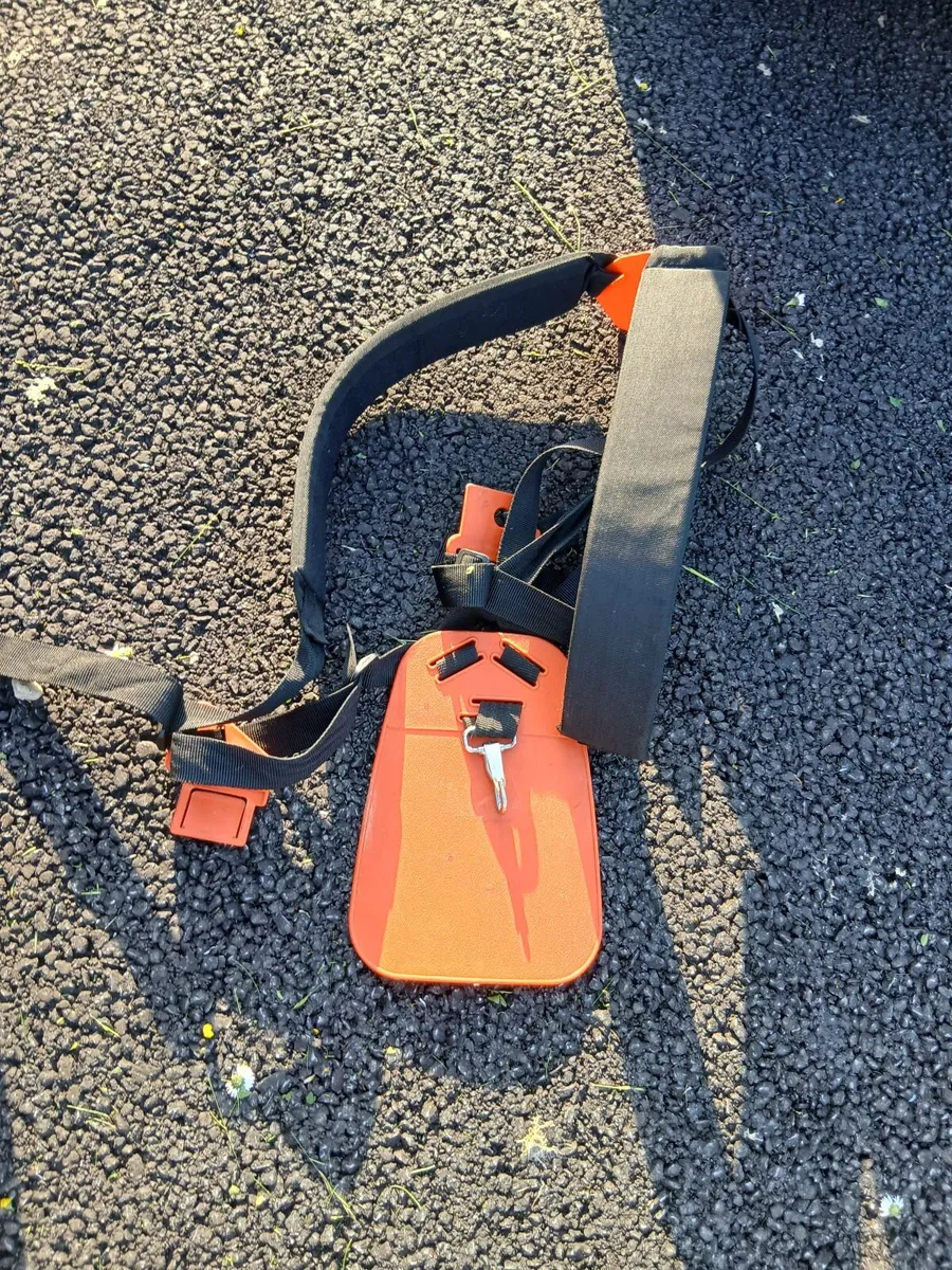 Jomac BC 330i Brush Cutter - Image 3