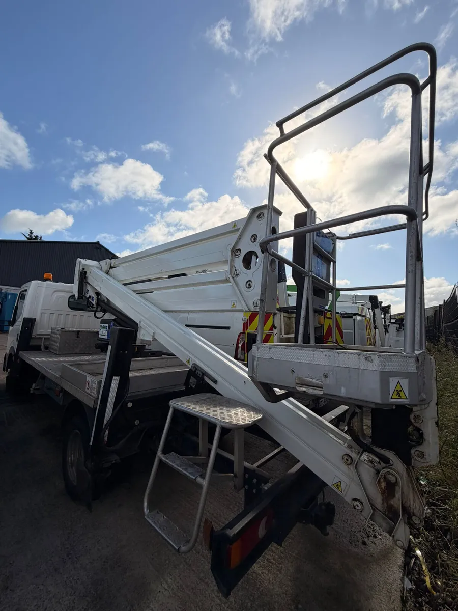 FOR HIRE – 20M CABSTAR ACCESS PLATFORM - Image 2