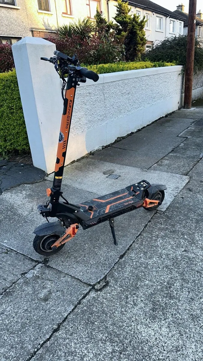 Kug G3 Pro Electric Scooter 2025 Edition - Image 1