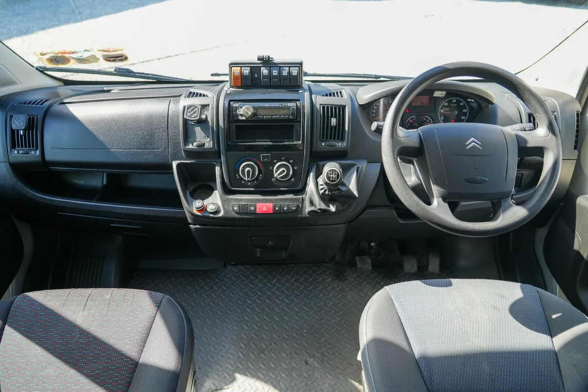 2011 Citroen Relay 5 Door Campervan 2.2 Diesel Van - Image 2