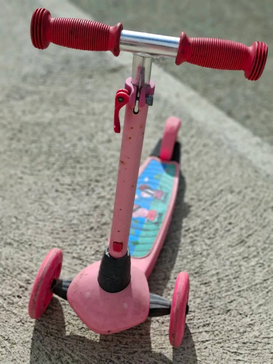 Scooter and balance bike - Image 3