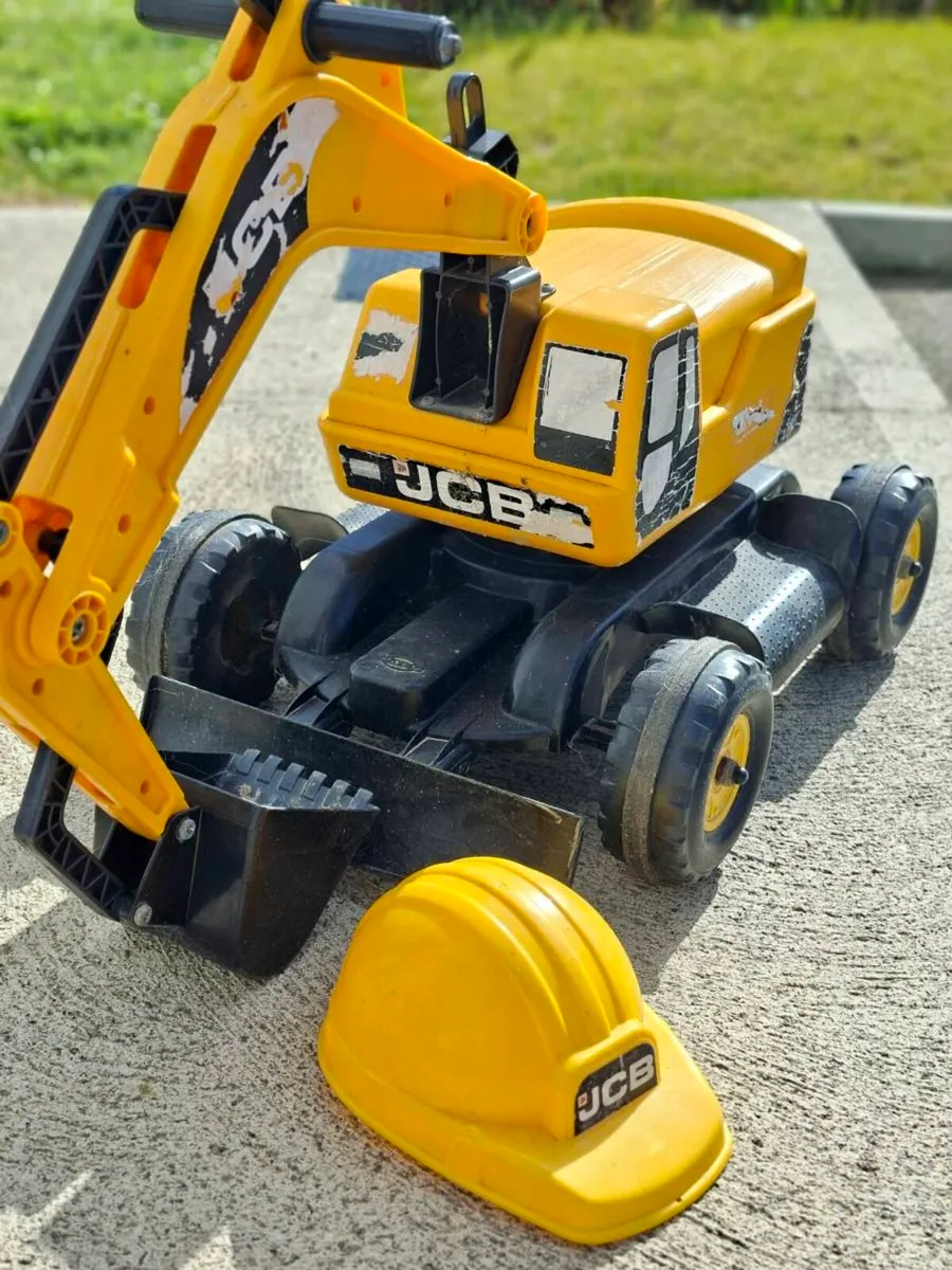 JCB excavator ride on - Image 1