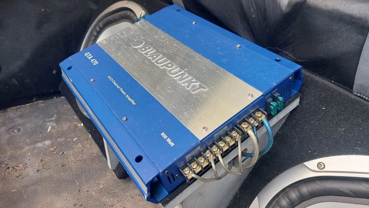 Subwoofer and Amplifier - Image 2